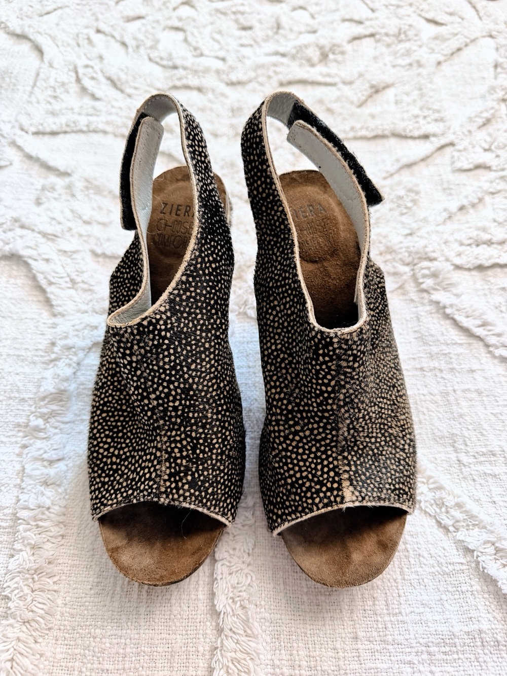 Ziera Choose Comfort Spotted Pony Hair Slingback Heels Size 38 EUC